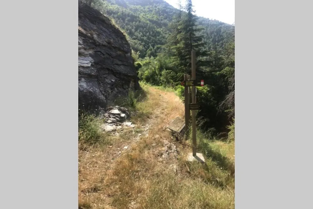 Alloggio U Sportegu Da E Monti A Giaia Badalucco Semesterbostad