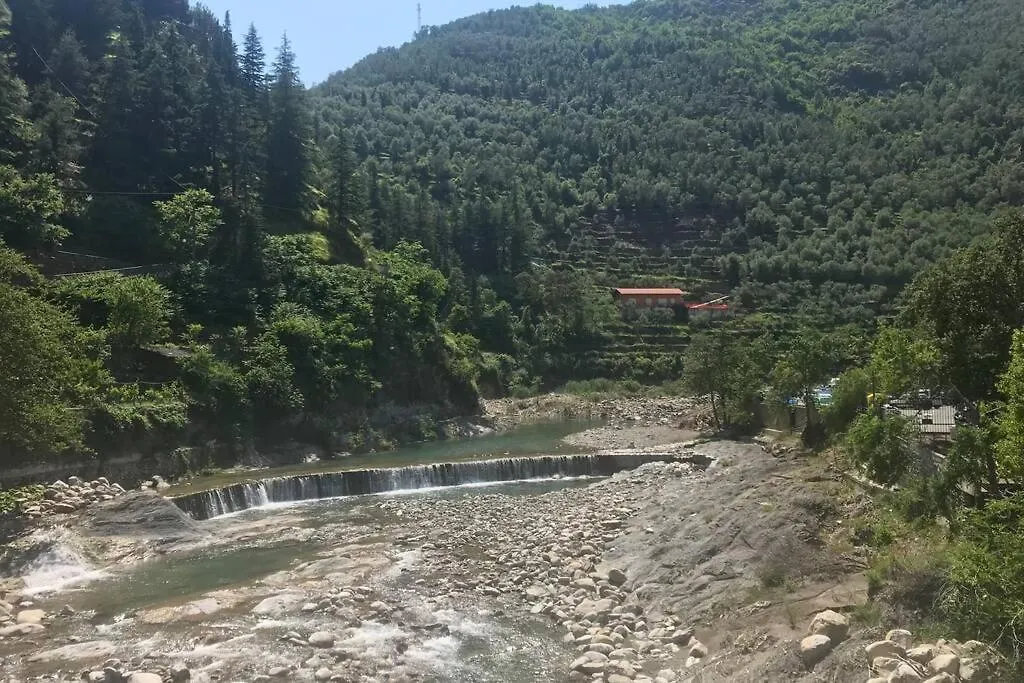 Semesterbostad Alloggio U Sportegu Da E Monti A Giaia Badalucco Italien